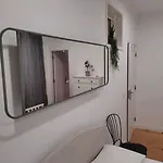 Δωμάτια σε οικογενειακή κατοικία Varanda Privada Iroom Lisboa