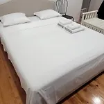 Δωμάτια σε οικογενειακή κατοικία Varanda Privada Iroom *