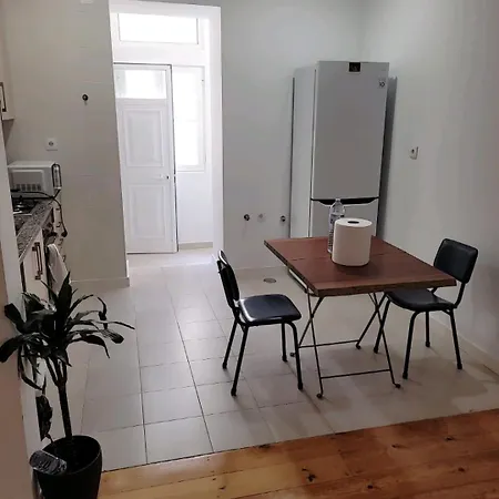 Varanda Privada Iroom Δωμάτια σε οικογενειακή κατοικία Lisboa