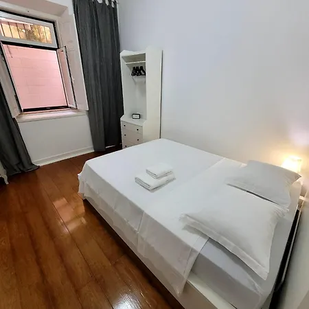 Δωμάτια σε οικογενειακή κατοικία Varanda Privada Iroom *